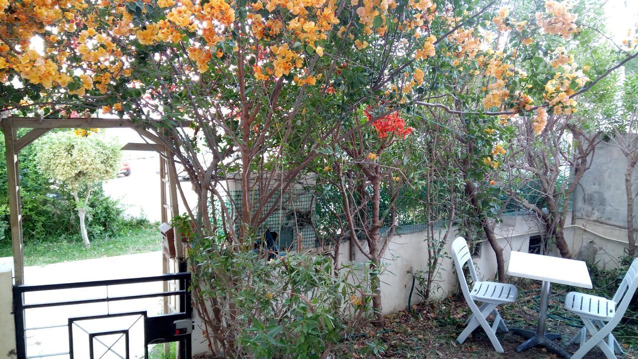 Happy House Ennasr Apartment Ariana Luaran gambar